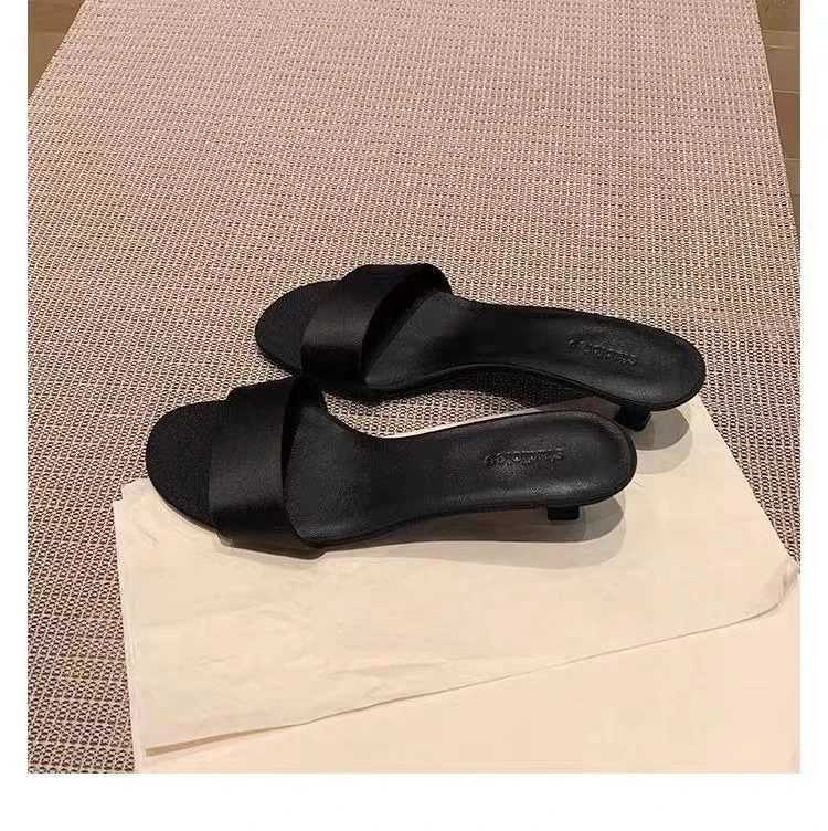 Womens Sandals Outdoor Wearable Gentle Vintage Thin Heel Slip-On Summer Spring New Style Polyurethane Upgraded Version K260311