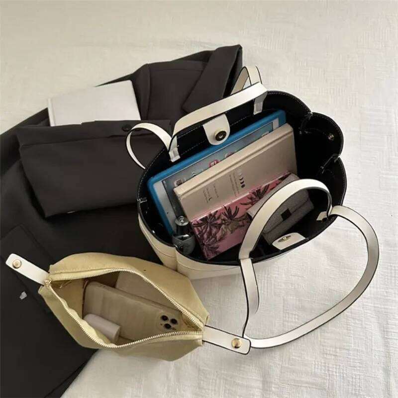 Solid Color Soft Leather Handbag Women Single Shoulder Tote Bag, Large Capacity Commuting Set Handbags Shopping Cross Body Bags XJ260311