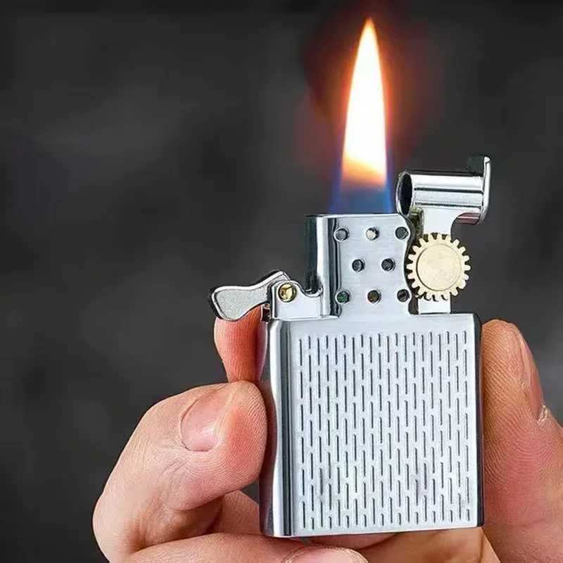 Kerosene Lighter Inner Insert Parts Gas/Oil Flint Grinding Wheel Brass White Steel Cigarettes Lighters Repalce 912 915 902 N260311