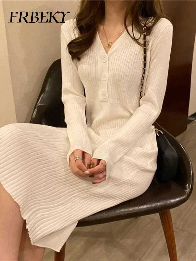Elegant Long Dresses Autumn Slim Fashion Sweater Dress Elastic Waist Package Hip Bottoming Knitwear V Neck Korean Bodycon Dress M260311
