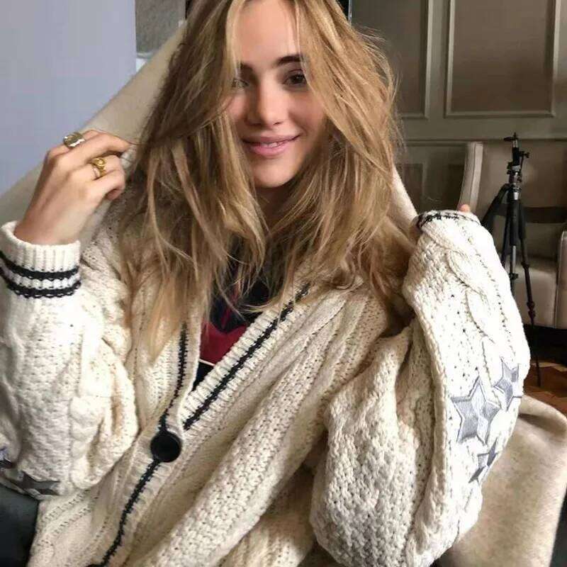 Swif T Beige Cardigan Tay Red Star Embroidered Cardigans Lor V-neck Knitted Sweater