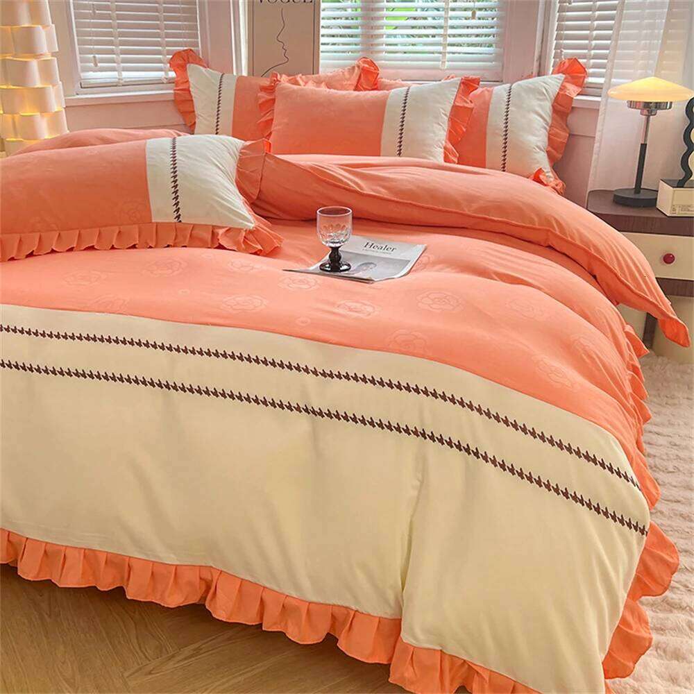 Skin Friendly Bedding Ruffle Duvet Four Piece Set With Lace Quilt Cover Bed Skirt Pillowcase Home Bedroom Decor H260311