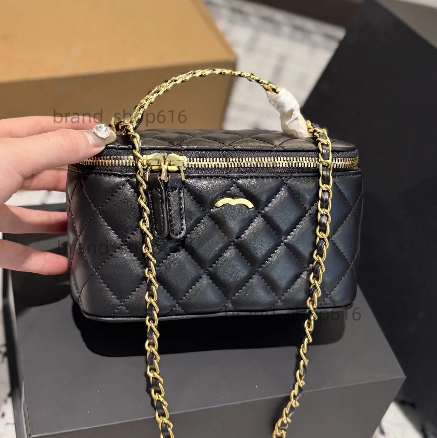 10A Designer Cosmetic Bag Toiletry Vanity Bag Mini Makeup Bag Shoulder cc bag chain Tote Bag Handbags Designer Luxury Purse women Wallet Crossbody Bag Purses Wallet