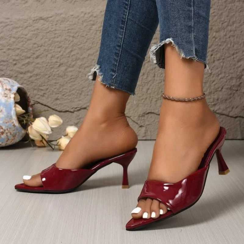 New Pointed Toe Thin Kitten Heel Summer Open Toe Flip-flops Low Heel Wear Non-slip Thin Heel Womens Shoes K260311