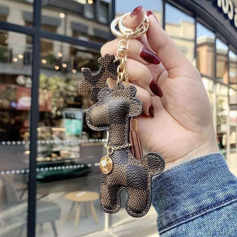 Designer Luxury Monogram Giraffe Keychain Brown Leather Tassel Bag Charm Car Key Pendant Daily Accessory for Gifting