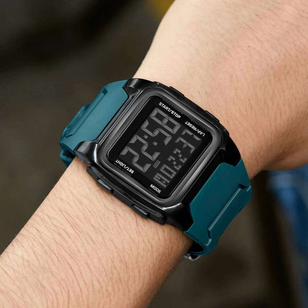 Fashionable Square Casual Digital for Men and Women, Multifunctional Outdoor Sports Stopwatch Alarm Electronic Watch