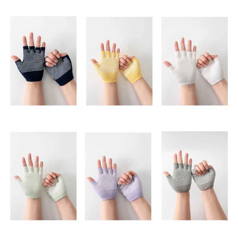 Women Anti-slip Yoga Gloves Cotton Fitness Half Finger Gloves Breathable Outdoor Cycling Bicycle Pilates Sports Fishing Gloves M260311
