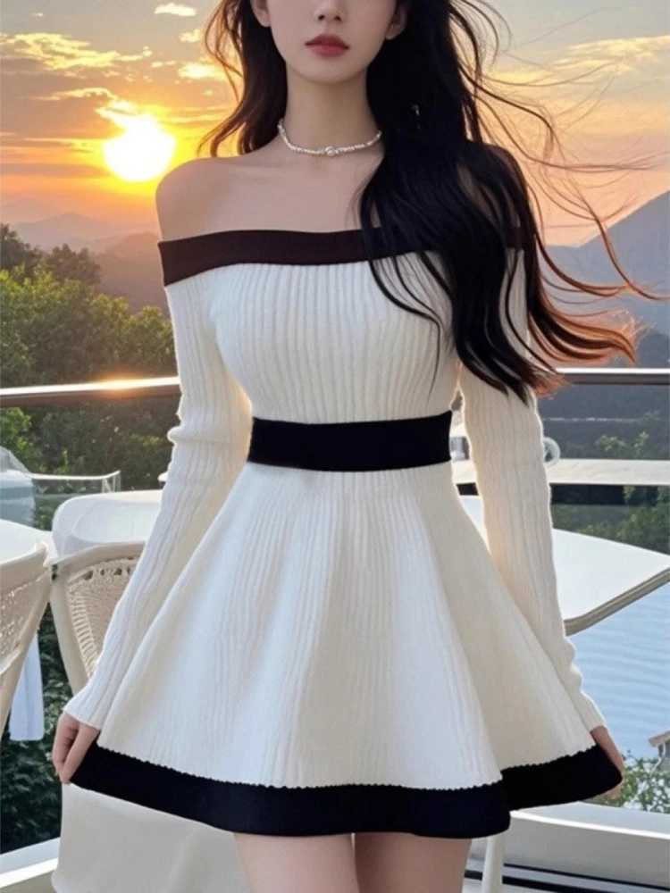 Black White Contrast One Shoulder Dress Women French Elegant Long Sleeve Slim Dresses Autumn 2025 Korea Casual Knitted Clothes M260311