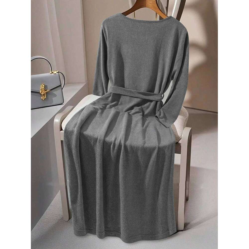 Autumn winter cross-border European and American elegant style long sleeved dress, foreign trade belt, solid color knitted A Z260311