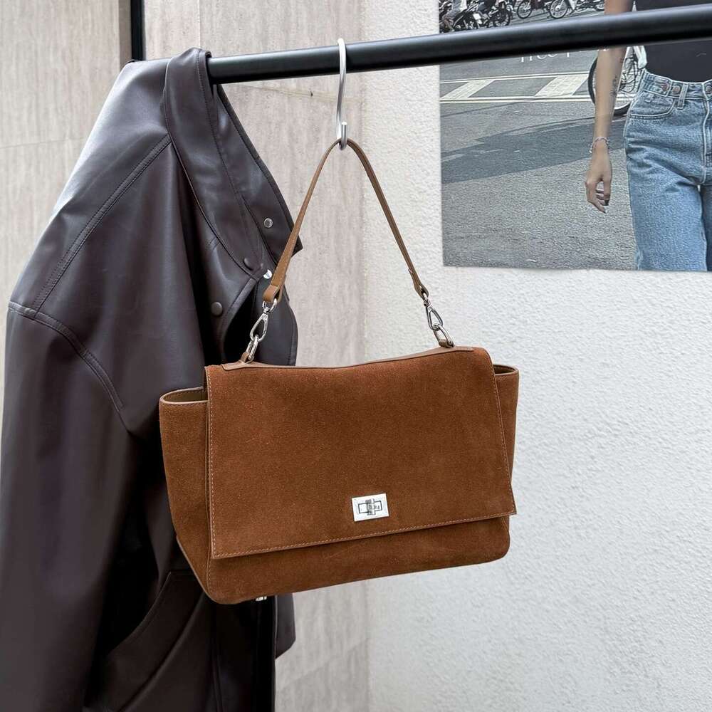 Luxury Shoulder Bags Totes Hobo Korean Style New Top Layer Cowhide Messenger High End Single Crossbody Large Capacity Lock Flip Cover Women S Bag Tren