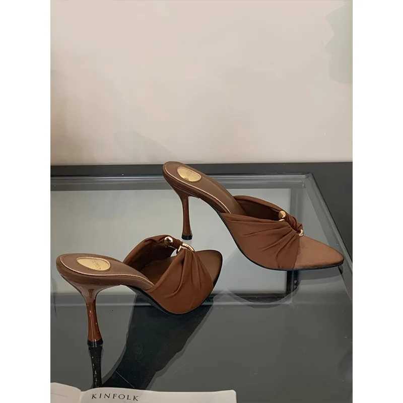 New Design Pleated Hollow Out Thin Low Heels Women Fashion Pointed Toe Party Dress Female Summer Shoes K260311