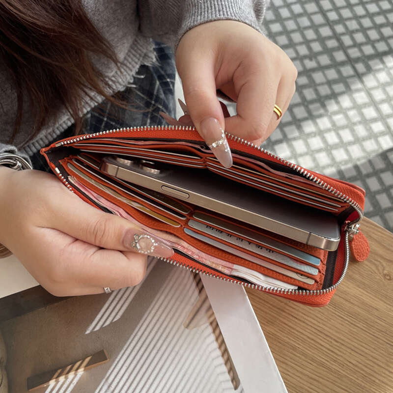 Luxury fashion wallet Genuine Leather For Women Long Zipper Design High End Feel Letter Printed Phone Clutch Card Holder Integrated New Simple Wallet