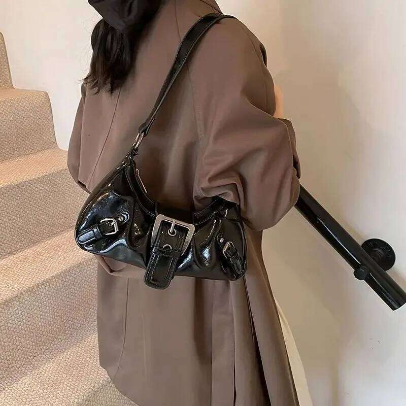 Hot Selling Maillard-Style Retro Style Small Spicy Girls Y2K Vintage Leather Shoulder Underarm Bag Commuter Handbag XJ260311