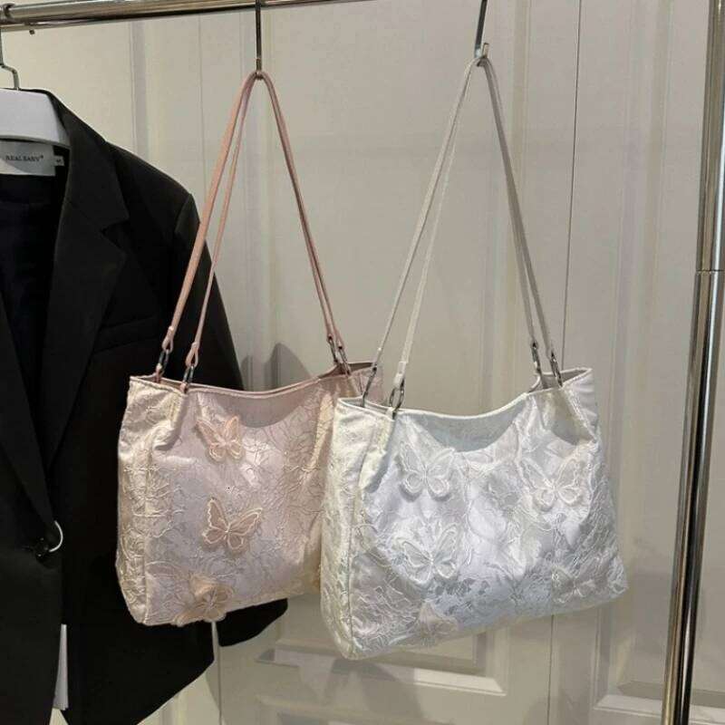 Versatile Butterfly Women Shoulder Bags Sweet Portable Female Commuter Tote Bag Simple Large Capacity Ladies Purse Handbags XJ260311
