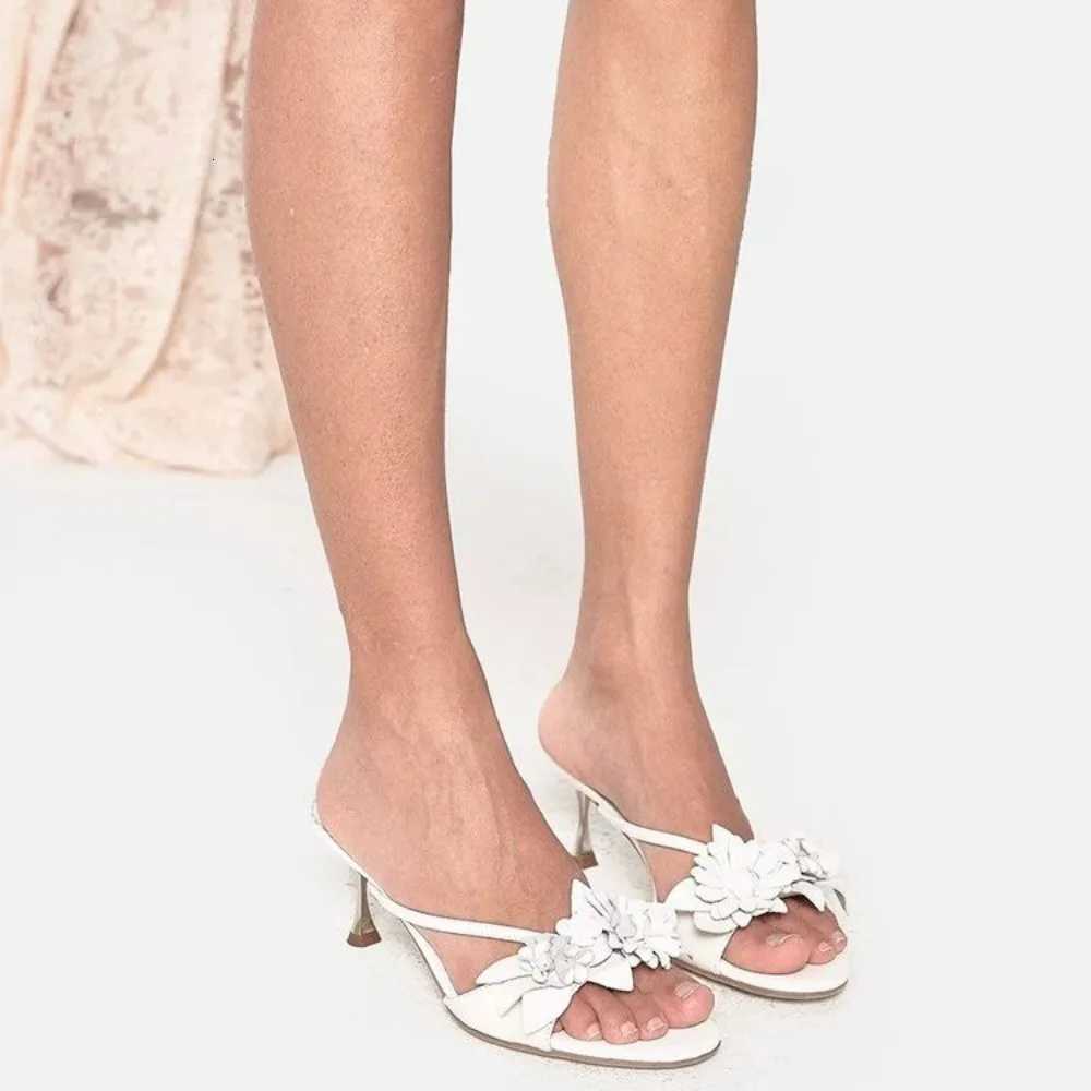 2026 New Women Sandals Sexy Summer High Heels Sandals Trend Outdoor Round Head Flower Shoes for Women Lightweight Shoes K260311