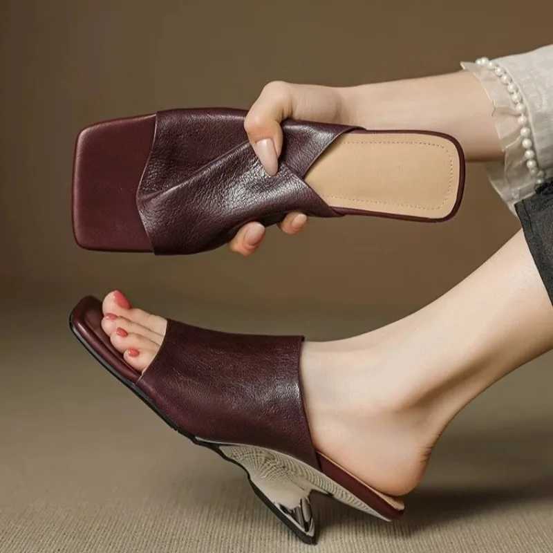 Fashion Limp Heel for Women 2025 Summer New Square Toe Soft Leather Flip-flops Special-shaped Heels K260311