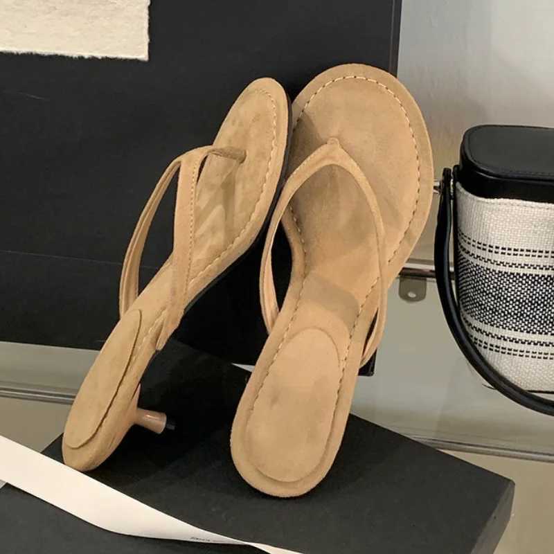 Fashion Round Clip Toe Thin Low Heels Women Outdoor Casual Sandals 2025 New Summer Flip Flops Shoes K260311