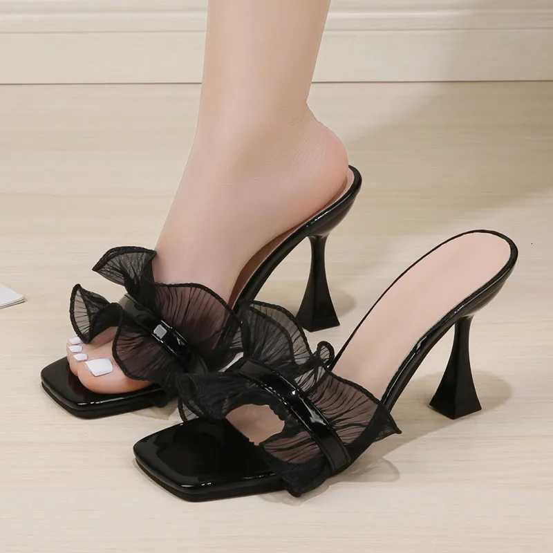 2025 new small and slender style cool slippers for women with exposed toes wearing lace mesh high heels and slippers for summer K260311