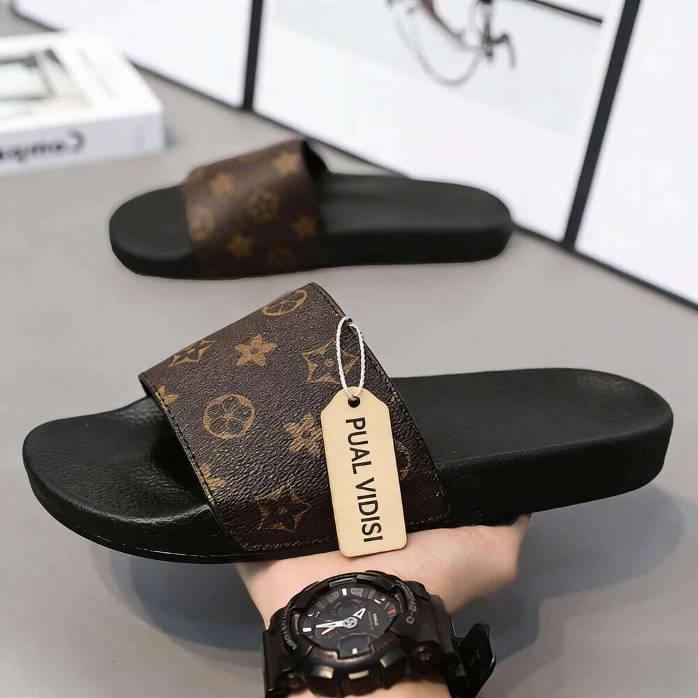 Free Shipping designer Slippers Summer one piece Soft sole for couples outdoor wear cool slippers indoor men women household use plus szie 39-47 Daily