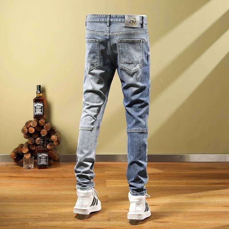 2024 Spring/Summer New Blue Hole Trend Small Foot Pants Men's Casual Slim Comfortable Breathable High-Quality Stretch Jeans Z260225