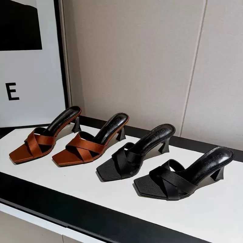 2025 New Womens Sandals Sexy Dress High Heels Daily Office Party Open Toe Womens Sandals Square Head Womens Shoes K260311