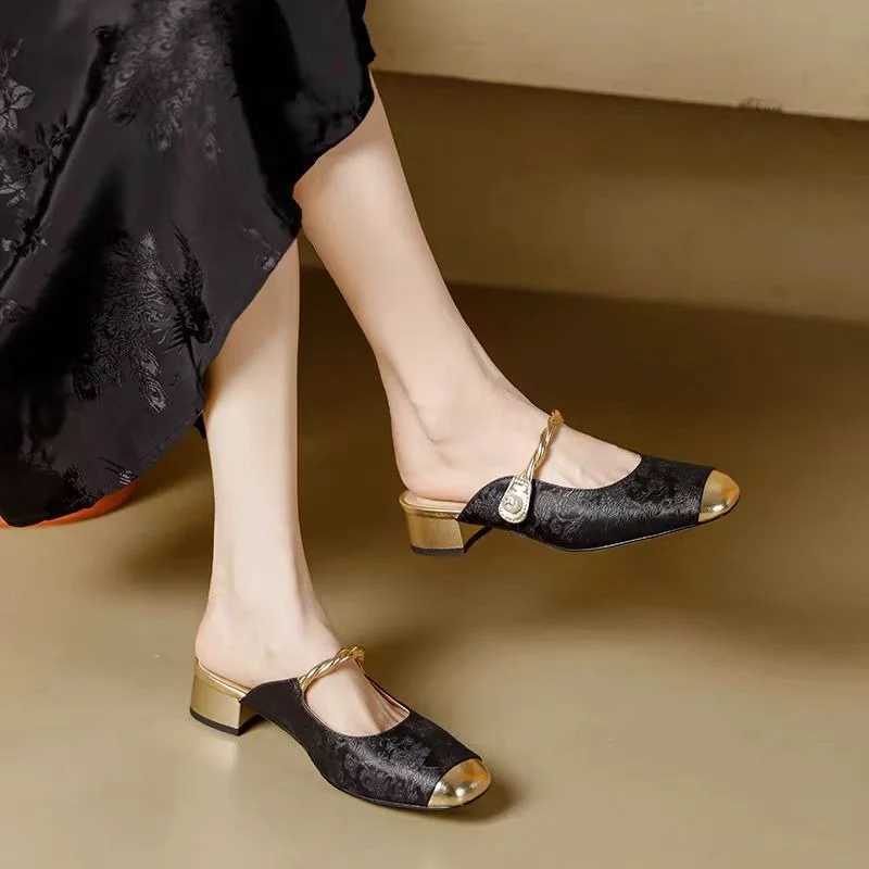 Spring and Autumn New Square Toe Womens Thick Heel Fashionable Womens Elegant Low Heel Slip-On Sandals K260311