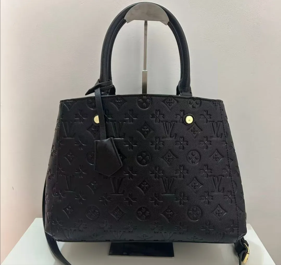 Designer Bags MONTAIGNE Women Designers Handbags Luxurys Shopping bag classic brand leather large capacity handbag luxury designer fashion