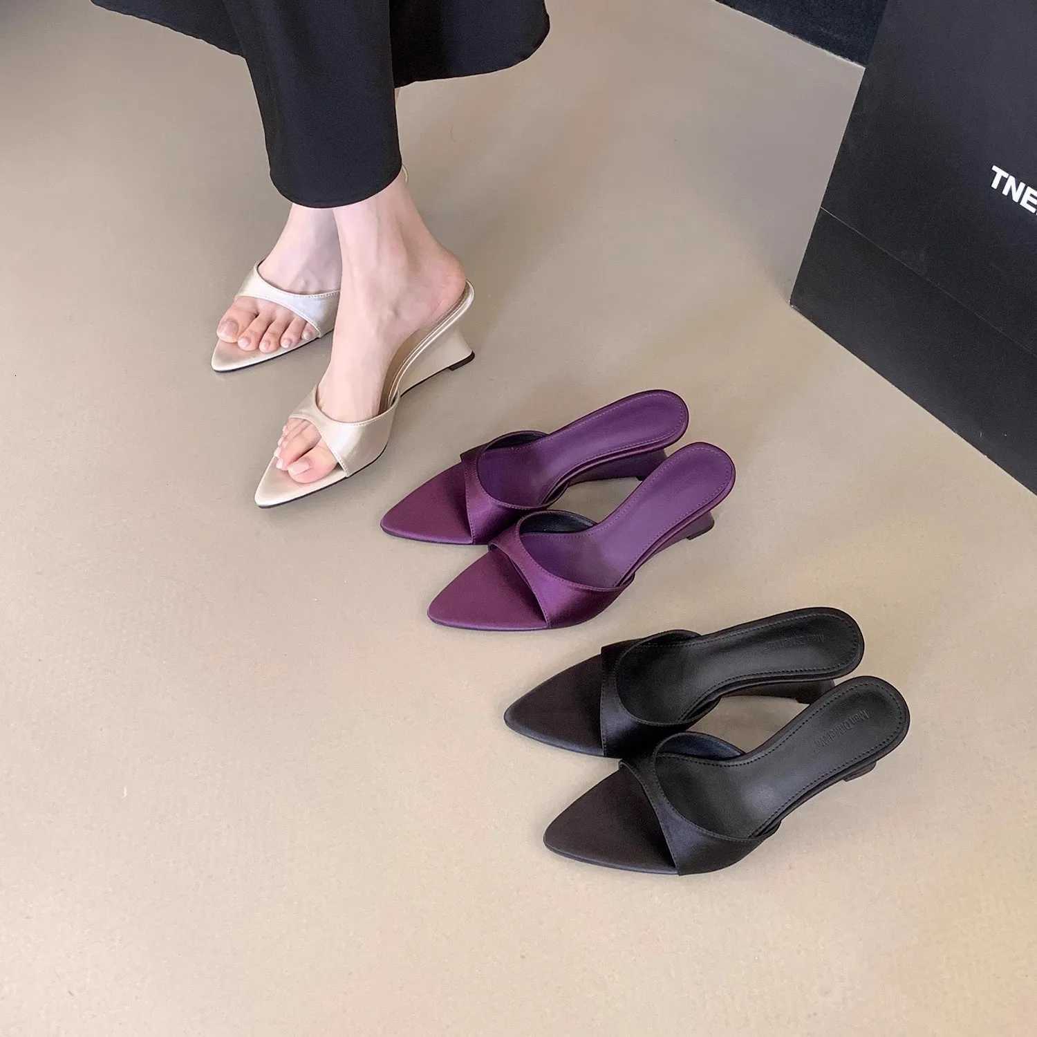 New Summer Fashion Wedges Heel Flip Flop Outdoor Clip Toe Women Gladiator Ladies Casual Dress Street Style Slides K260311
