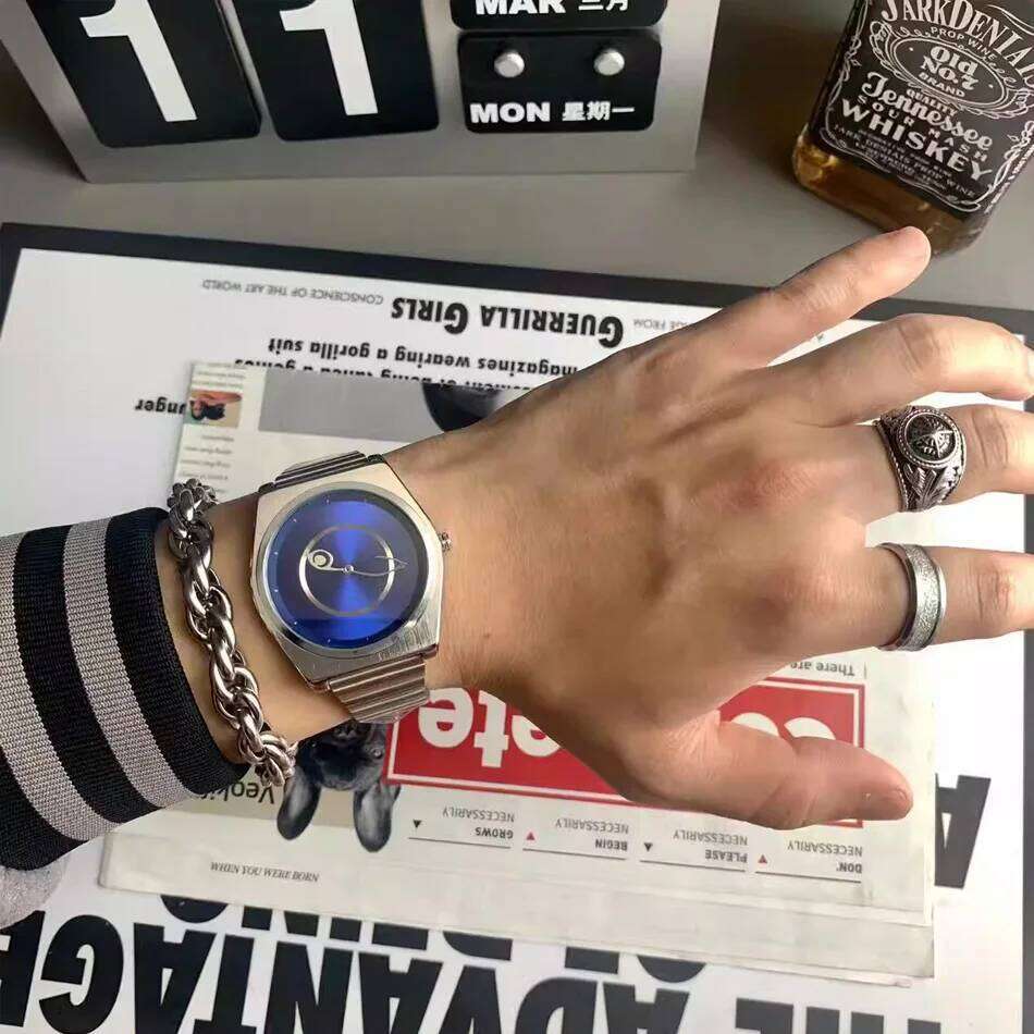 Black Eyes Unique Gift High Quality Couple Quartz Watches Stainless Steel Strap Brand Waterproof Retro Men Watch