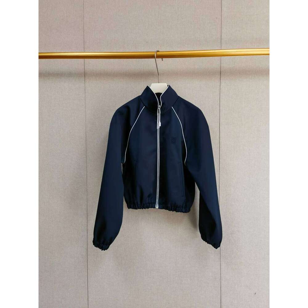 Women's Line Decoration Sports Style Zipper Cardigan Short Jacket Mdng260311