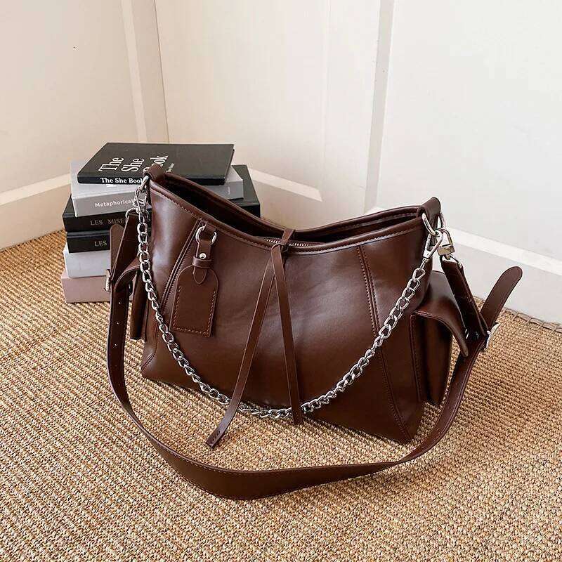 2026 New Urban Fashion Luxury Messenger Trendy Versatile Shoulder Designer Tote Daily Commuter Women's Bag XJ260311