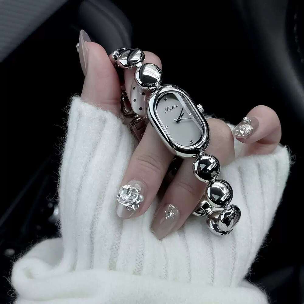 With Box Supply Scottie Oval Fashion Steel Band Women's Watch Design Inlaid with Diamonds Starry Sky Dainty Free gift