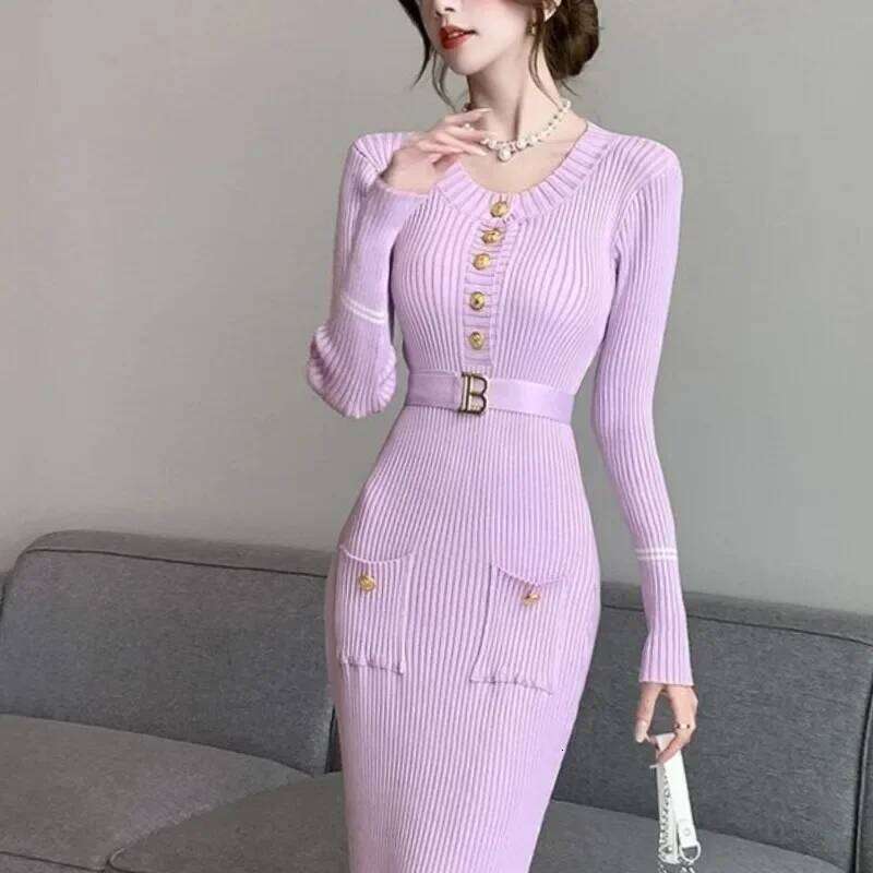 2026 New Autumn Winter Women Fashion O-Neck Button Waistband Pocket Temperament Long Sleeve Slim Fit Knitted Wrapped Hip Dress Z260311