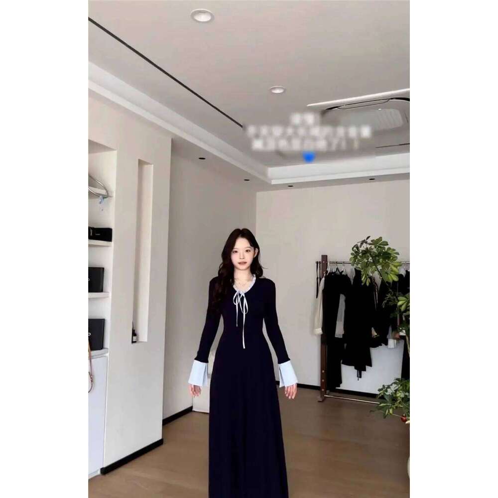 Small High-end Long-sleeved Knitted Dress Women in Autumn Winter New Style Waist Bottoming Inner Long Skirt Z260311
