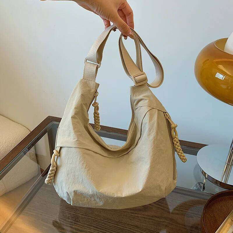 Fashionable and minimalist Korean version dumpling popular this year, new high-quality shoulder bag, large capacity tote cr XJ260311
