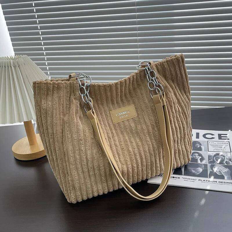 Large Capacity Chic Chain Underarm Bags for Woman Corduroy Tote Versatile Handbag Women Shoulder Female Bag Bolsos Mujer XJ260311
