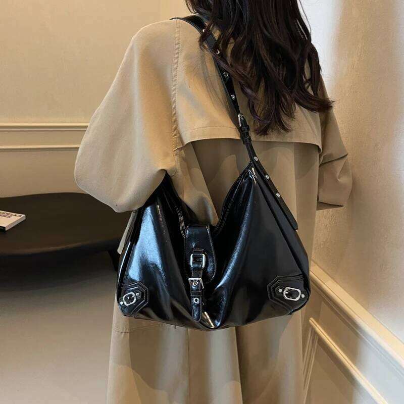 MOODS Retro Shoulder Bags For Women Glossy Soft PU Leather Belt Buckle Design Cross Body Hobo Bag 2024 Designer Handbags Luxury XJ260311