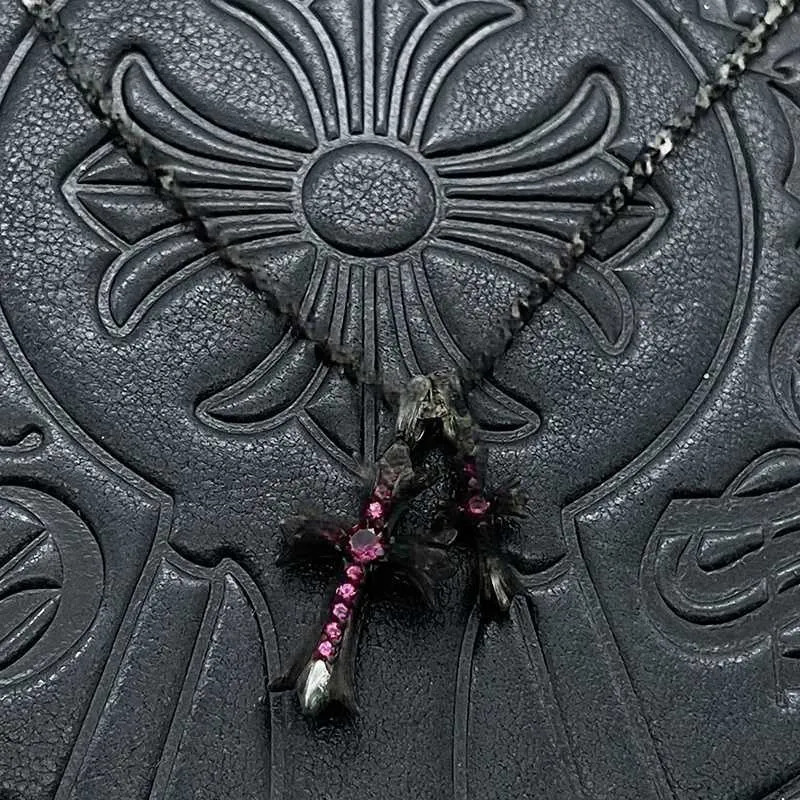 Chromelyshearts Necklaces Fashion Designer Mini Black Chromelys Heart Pendant With Rope Chain Hip Hop Women Men Full Paved Chromelys Heart The Heart Cubic ba0