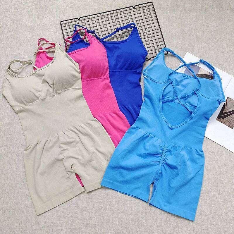 Sexy Seamless Peach Hip Yoga Jumpsuit - Quick-Dry, Stretchy Knit Fabric, Removable Pads, Striped Design, Slim Fit for Wome 26H0311