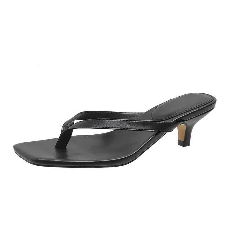 Square toe clip sandals for women 2023 summer new high heel flip-flops large size slim heel womens outdoor leather slippers K260311