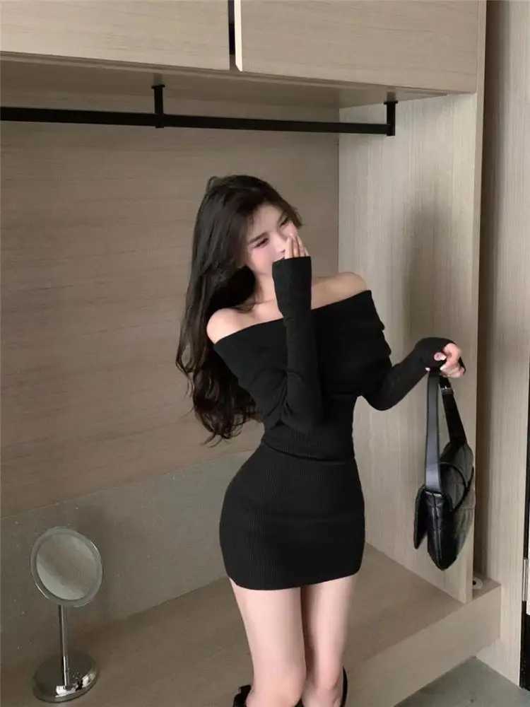 Black Off Shoulder Mini Dresses Elegant Long Sleeve Fashion Slim Sexy Women Autumn Winter Clothing Skinny Sweater Dress Bodycon M260311