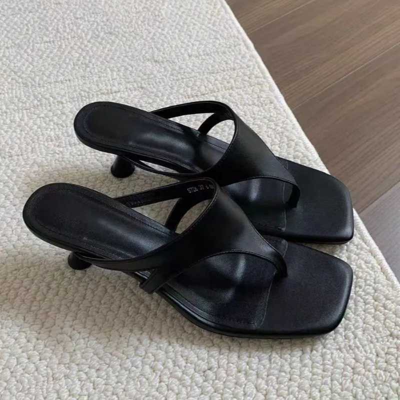 Fashion Clip-Toe Flip-Flops Summer New Square Toe Open Toe Suede Non-Slip Wear-Resistant Slide K260311