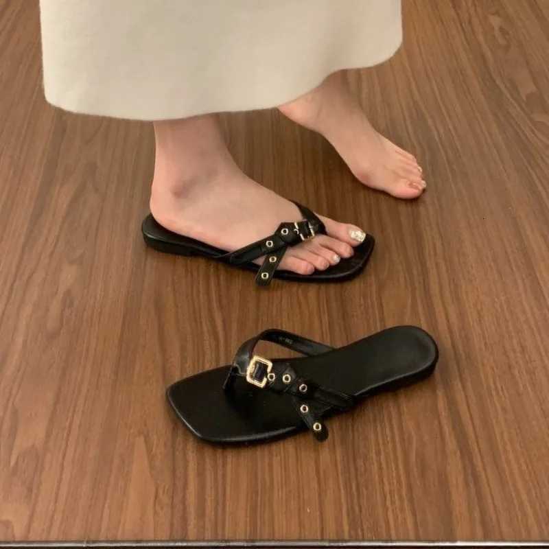 Summer Studded Sandals Womens Outside Wear New Vintage Square Toe Open Toe Clip Toe Soft Sole Non-slip Wear-resistant Flats K260311