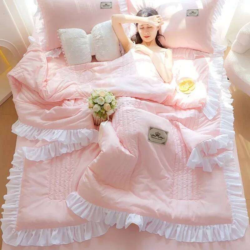 Korean Style Quilted Summer Blanket Lightweight Cooling Air-conditioning Comforter Soft Thin Quilt Machine Washable H260311