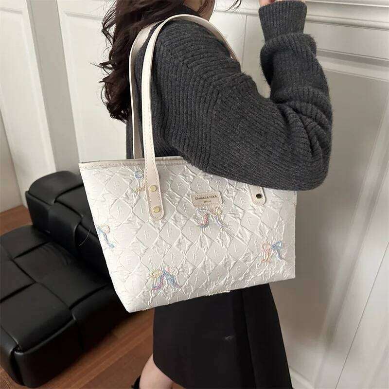 Casual Bow Embroidery Shoulder Bags for Women Portable Large Capacity Ladies Tote Bag Trendy College Style Students Handbags XJ260311