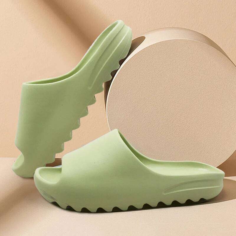 Kidmi Trendy Brand Classic Beach Summer Men Casual EVA Flat Slippers Unisex Women Bathroom Shoes