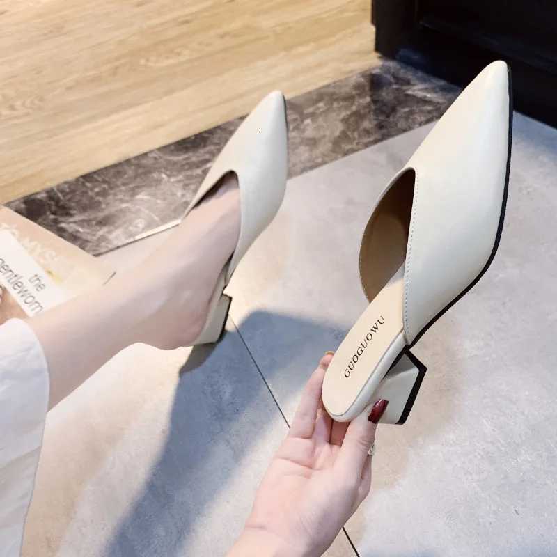 Womens pointed-toe high-heeled mules luxurious and fAshionable block-heeled sandals slip-on mules party shoes K260311