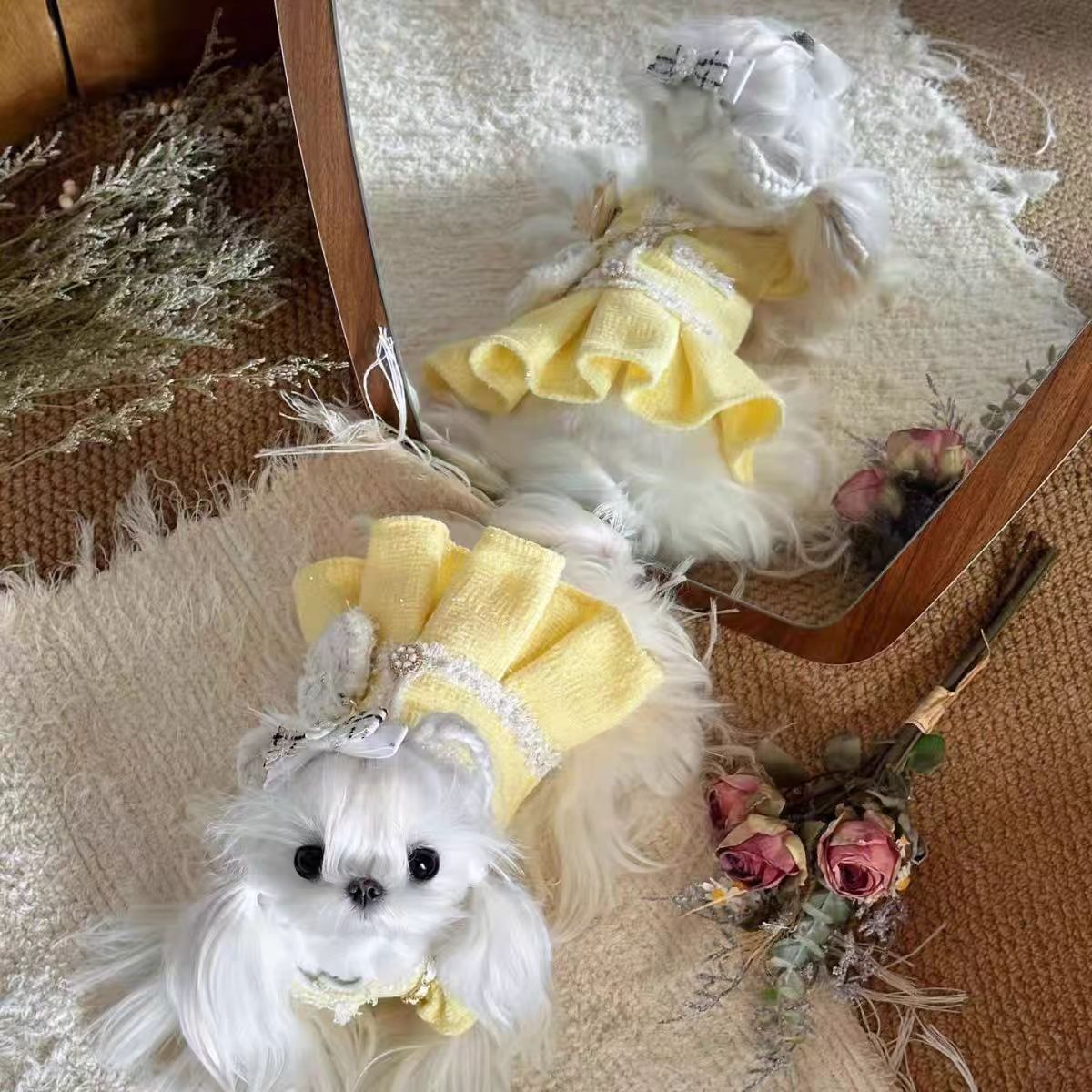 Luxury Pearl Magnolia Design High-End Custom Pet Dress Set Winter Clothes Suit For Small Dog Z251223
