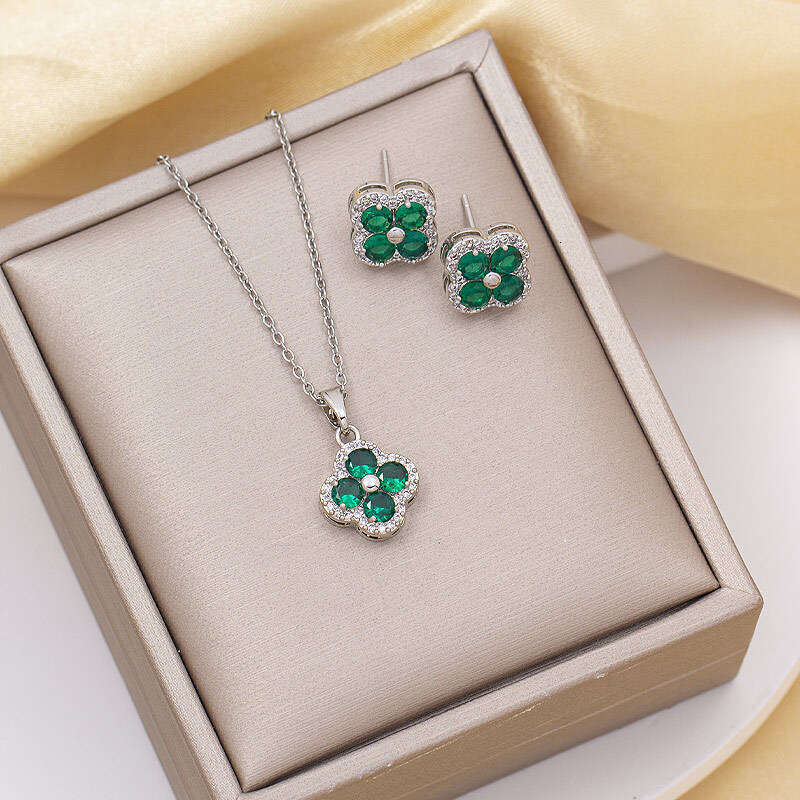Clover Necklace for Women Jewelry Pendant Earrings Set Titanium Steel Clavicle Chain Light Luxury Zircon Inlaid Copper High End Elegant Jewelry