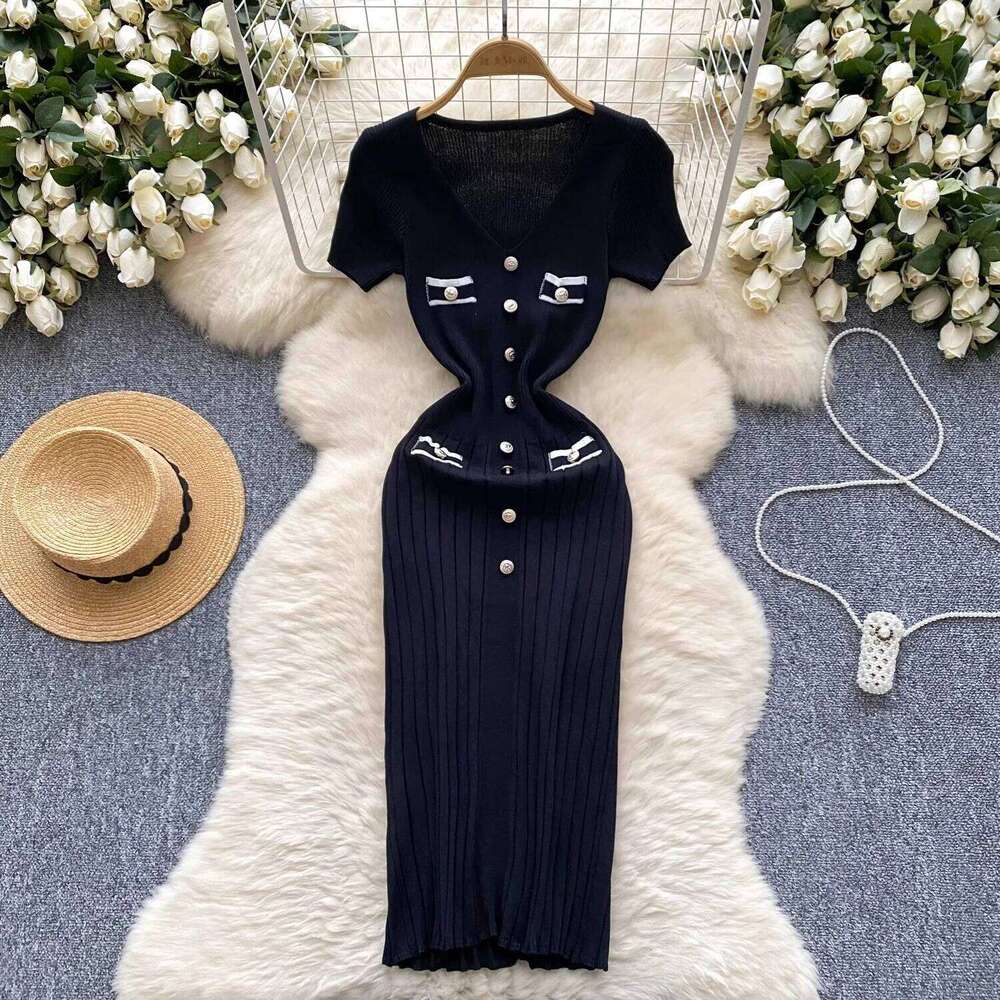 Yuoouoo Chic Fashion Sexy Package Hips Large Stretch Knitted Dress 2024 New Elegant V-neck Buttons Office Lady Bodycon Dresses Z260311